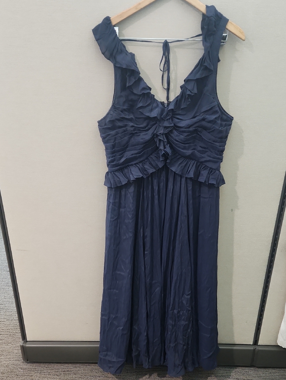 Cinq A Sept Calloway Ruffled Midi Dress Size 16 - Picture 2 of 15